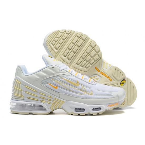 Dame Air Max Plus 3Hvit Beige DX2653-100 Joggesko